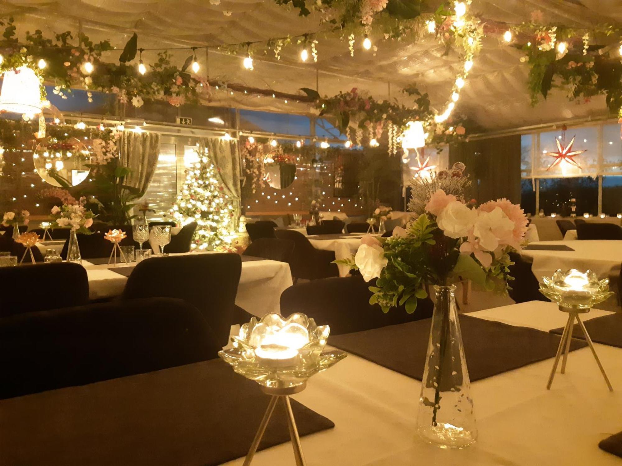 Naerebo Gardshotell & Restaurang Lidkoping Exterior photo